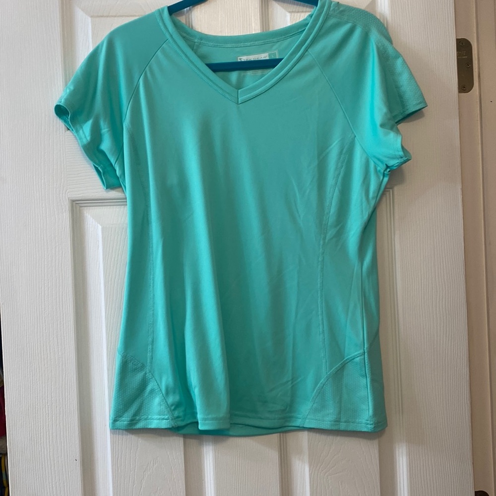 Tek gear women’s workout shirt